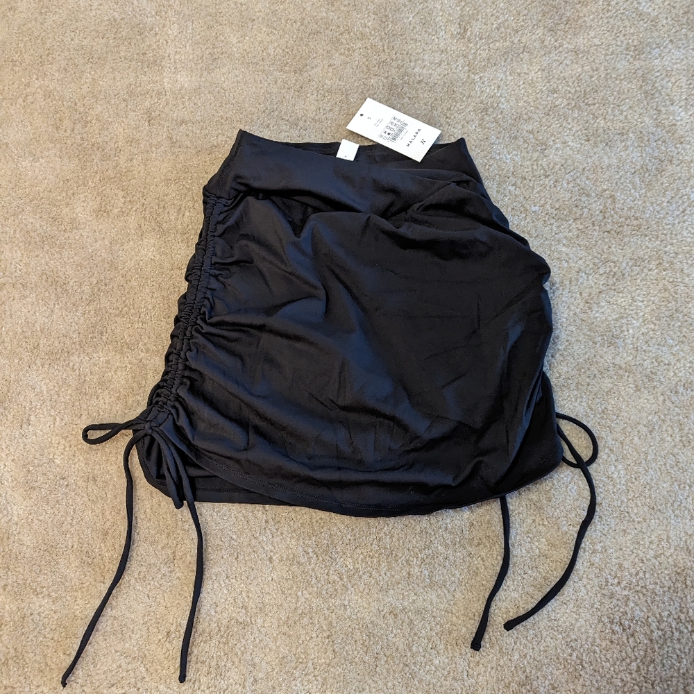Halara mini skirt